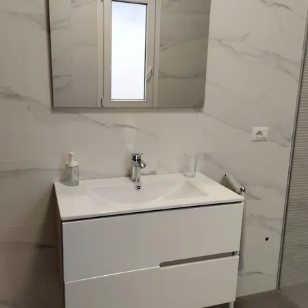 Messina Apartments * Μεσίνα